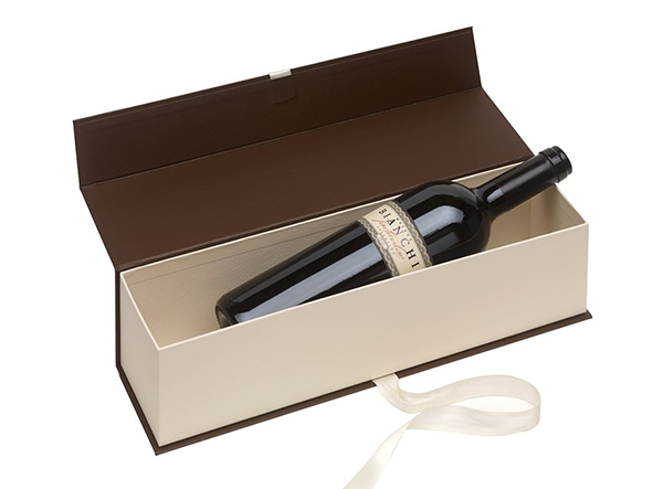 Edel verpacktes 2013 Bianchi Particular Malbec Weinset als hochwertiges Werbegeschenk